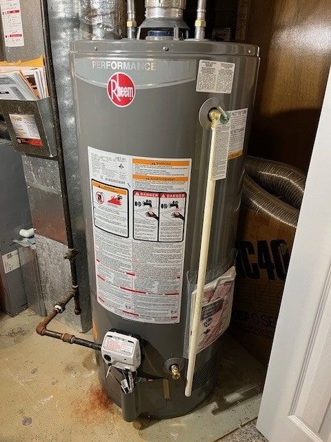 Hot water tank installation 1-min Avria Mechanical Services - Residential & Commercial HVAC Services Across the Greater Edmonton Area