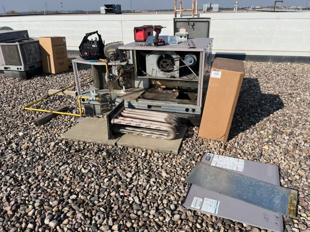 Commercial HVAC Repairs 1-min Avria Mechanical Services - Residential & Commercial HVAC Services Across the Greater Edmonton Area