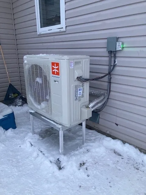 heat pump installation 1-min Avria Mechanical Services - Residential & Commercial HVAC Services Across the Greater Edmonton Area